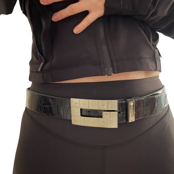 GUESS Vintage Y2K Black Pleather Belt with Silver G Buckle 30" Unisex🖤 ✨ - Picture 4 of 6
